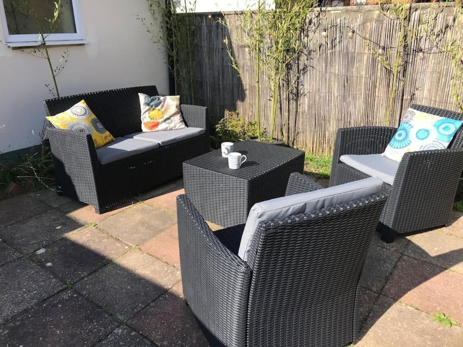 3 Double Bed House 10 Mins From Sandbanks Poole Exterior foto